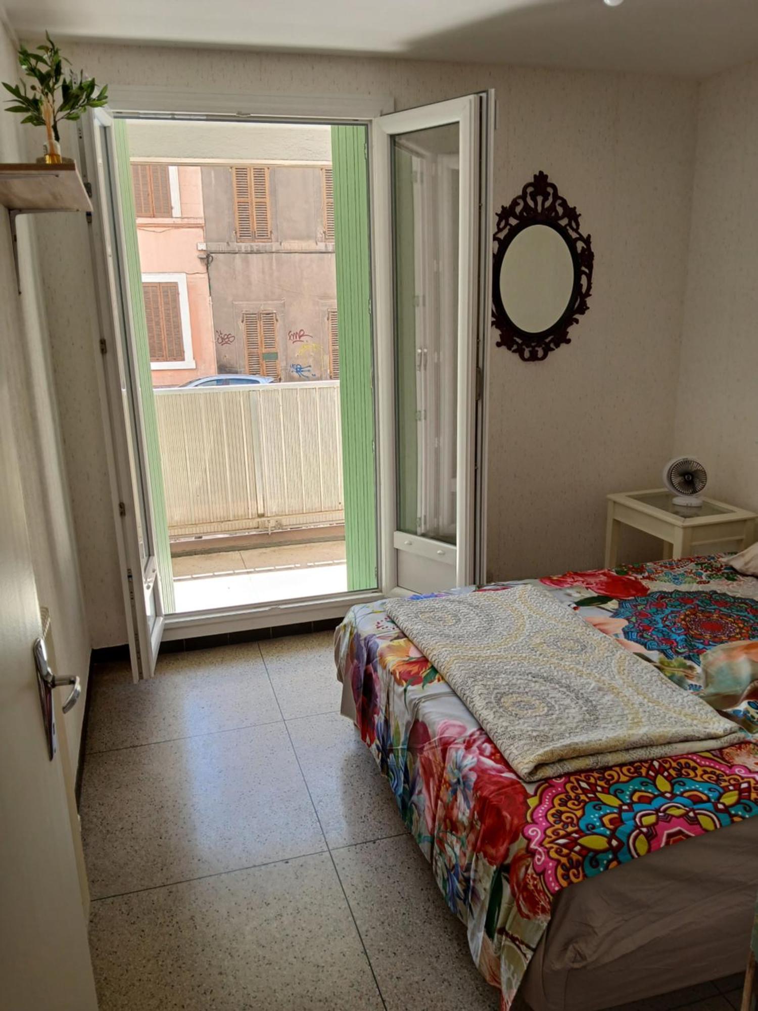 Avec Balcon Dans La Belle De Mai Appartement Marseille